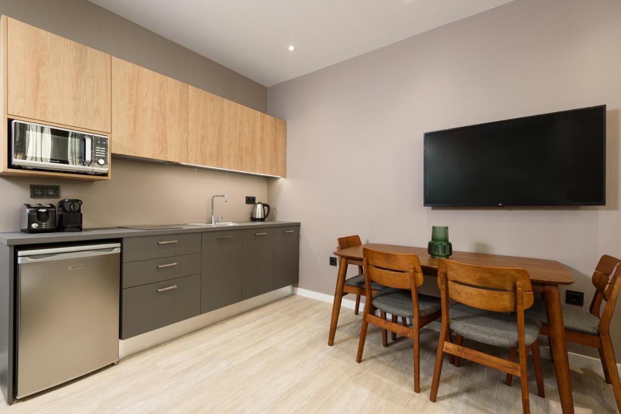 Apartament Crossroads Athens By Yha Zewnętrze zdjęcie